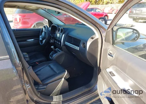 2017 Jeep Compass High Altitude 4X4 из США, поврежденный, VIN 1C4NJDEB2HD167680